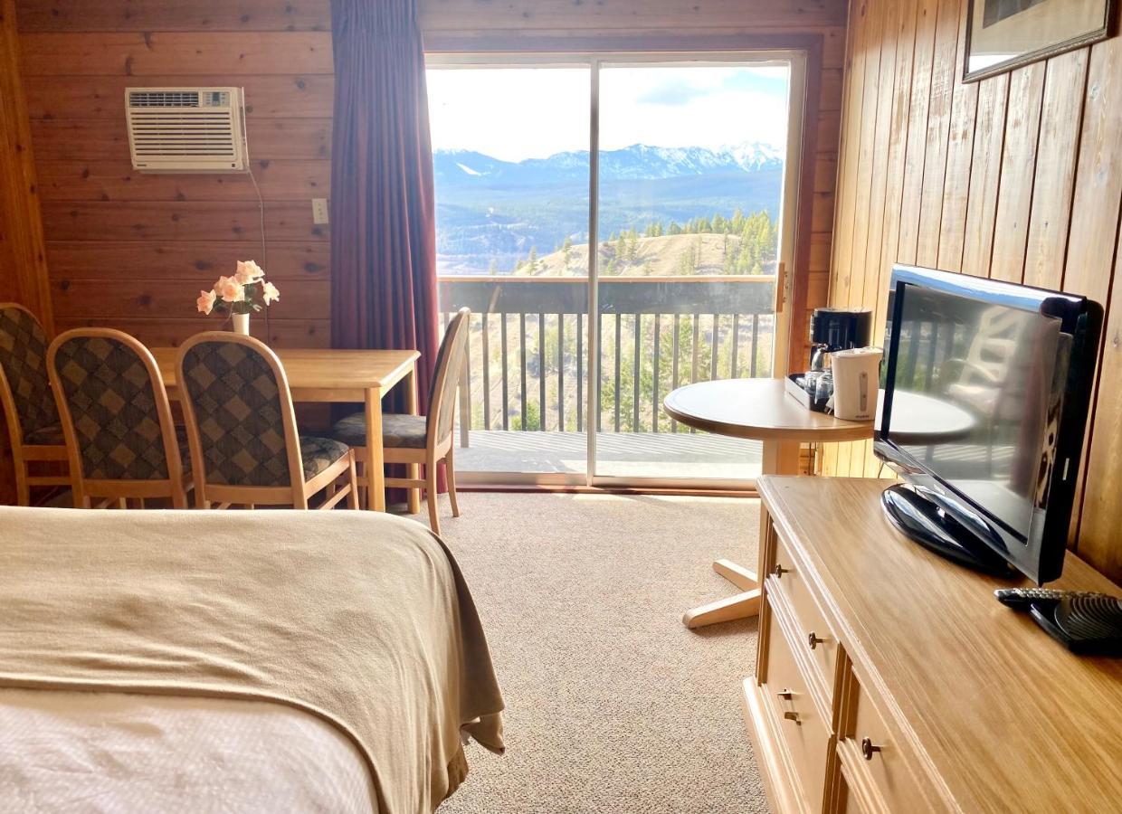 Motel Bo Radium Radium Hot Springs Bagian luar foto