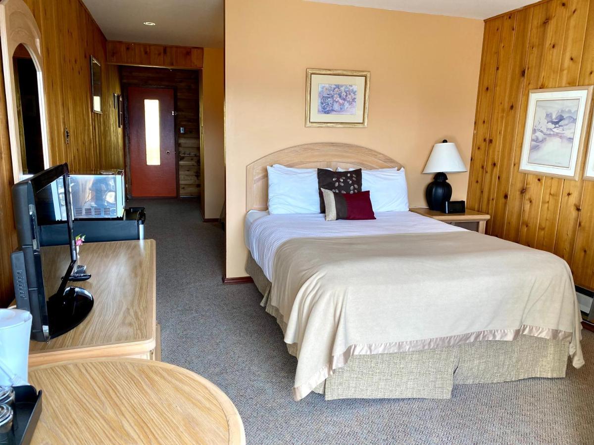 Motel Bo Radium Radium Hot Springs Bagian luar foto