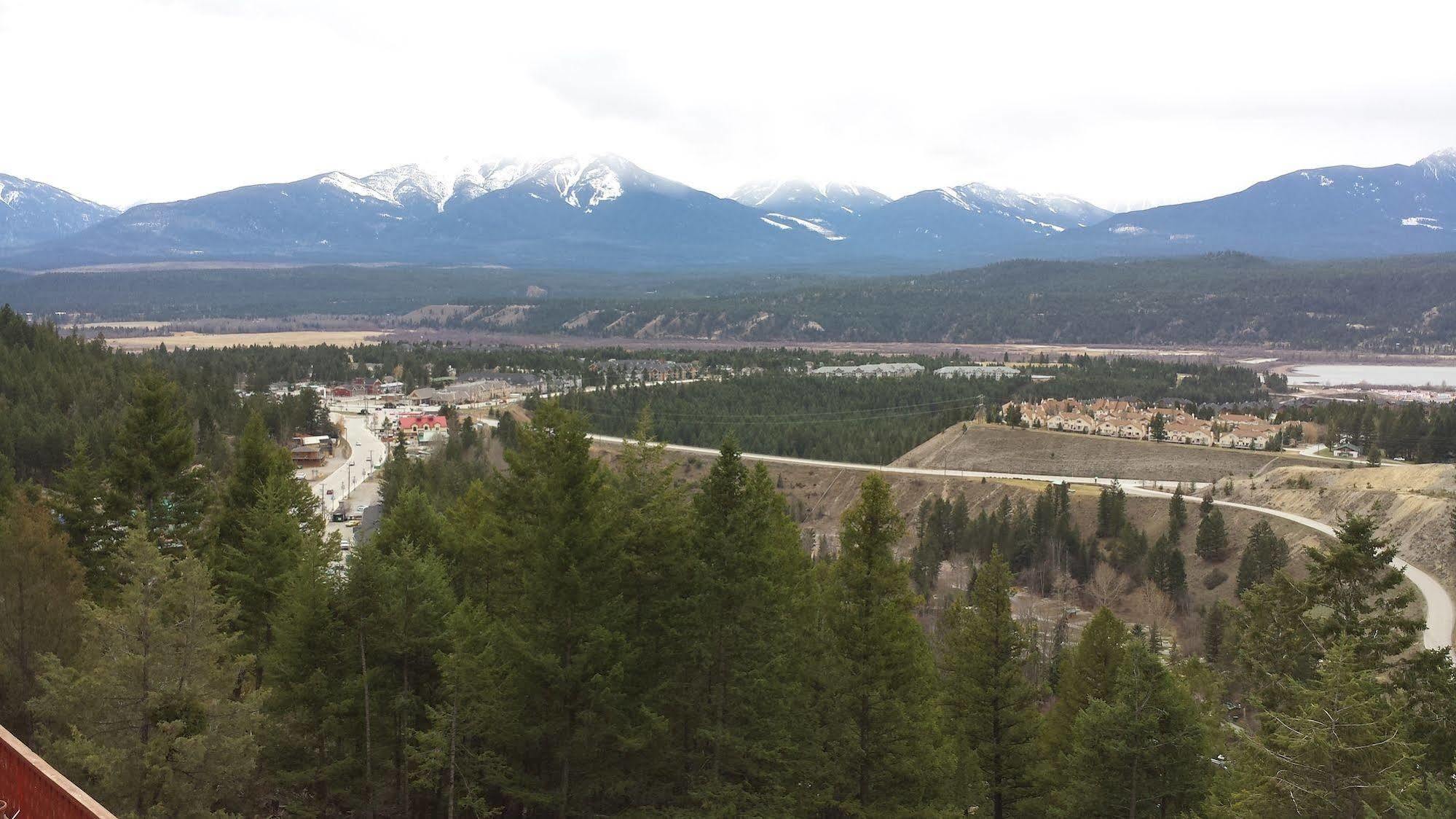Motel Bo Radium Radium Hot Springs Bagian luar foto