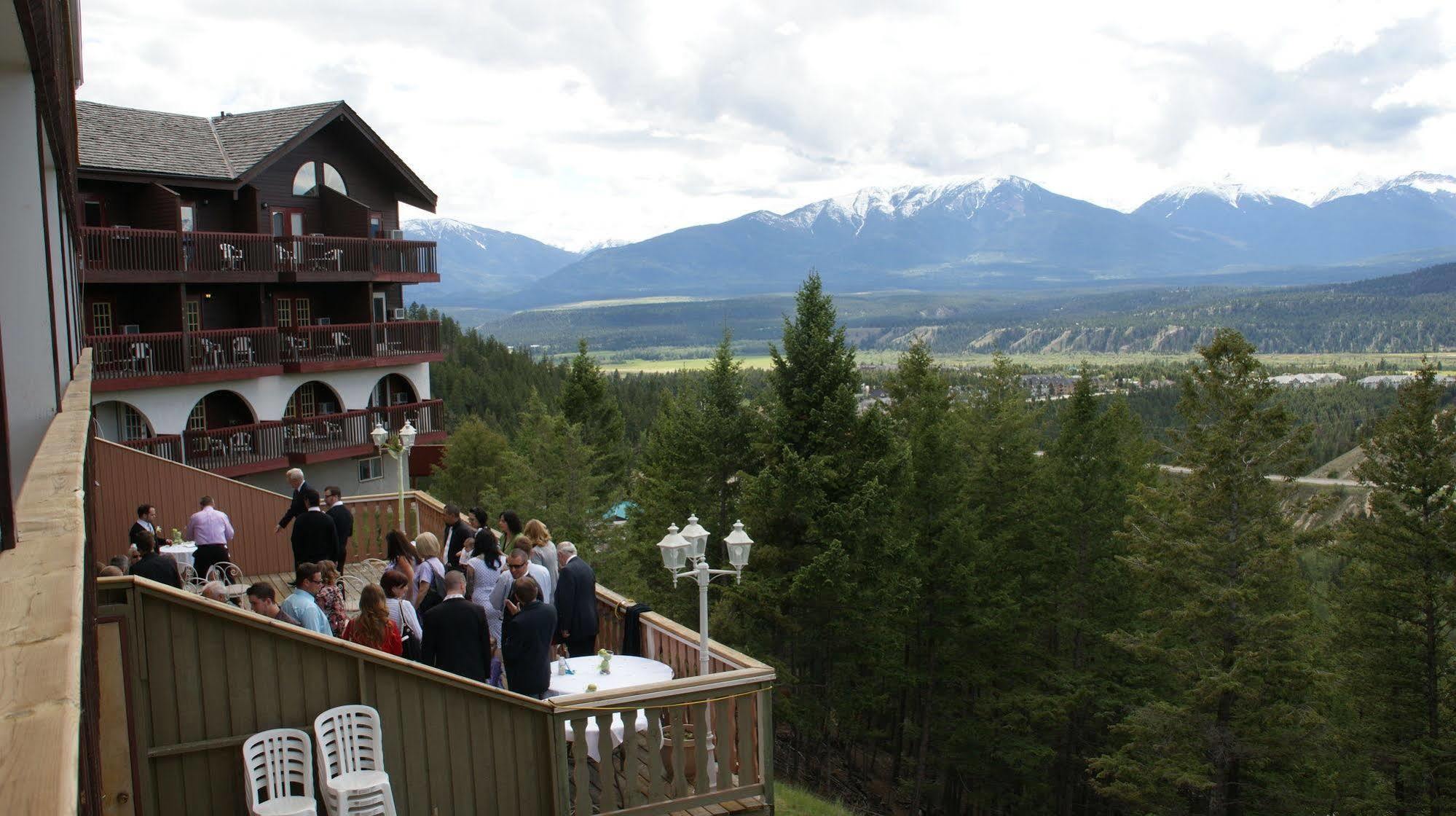 Motel Bo Radium Radium Hot Springs Bagian luar foto