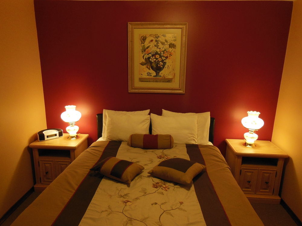 Motel Bo Radium Radium Hot Springs Bagian luar foto